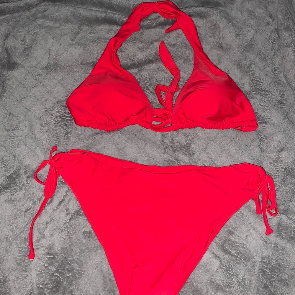 red bikini set from shein size:XL